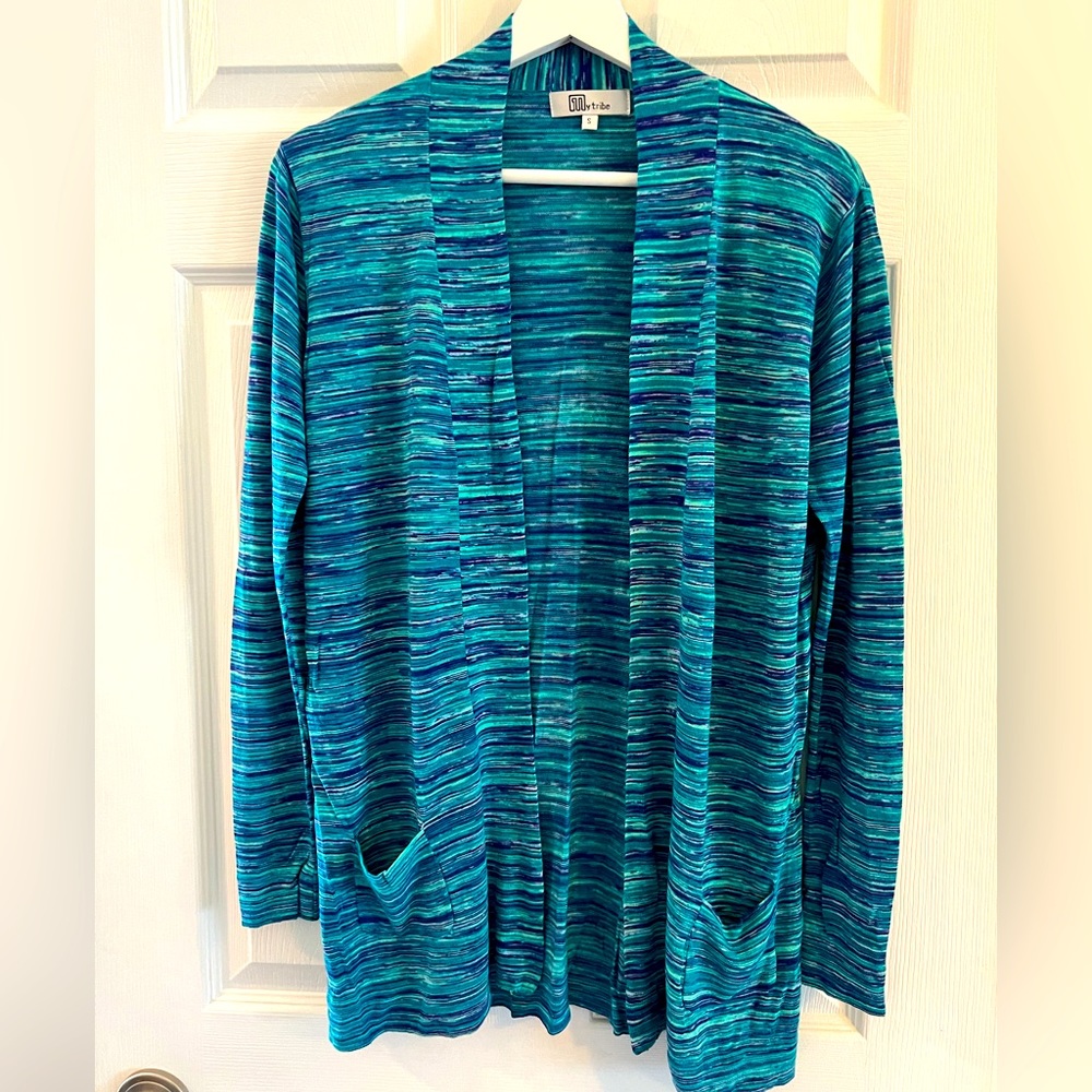 Spaced dyed open lightweight cardigan size small